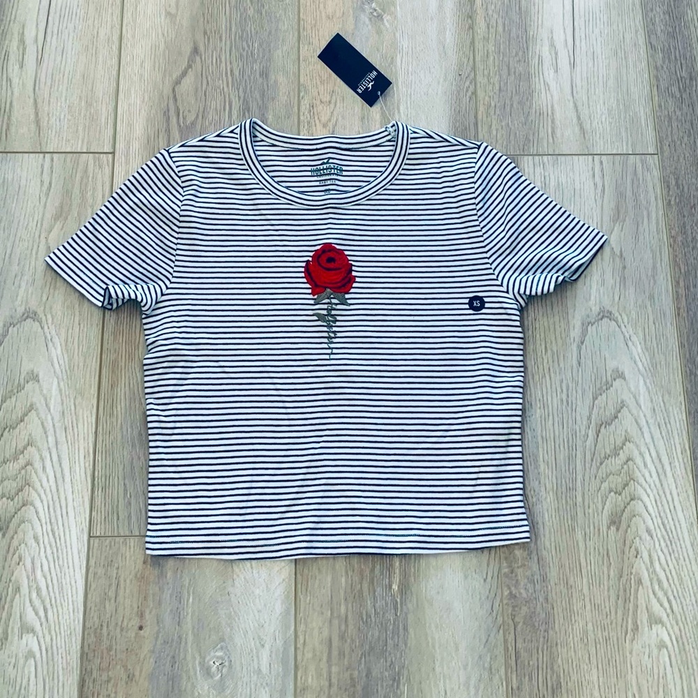 Hollister Rose Crop Top XS NWT